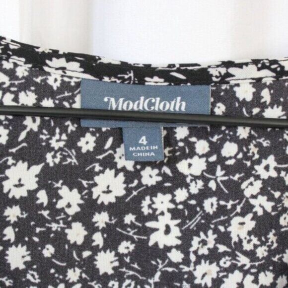 Modcloth Women's Just Gotta Have It Black and White Floral Mini Dress 4 - Picture 8 of 9